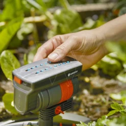 Gardena Aquazoom Compact Zwenksproeier -Aanbiedingen Tuin Bron Winkel 967976501 4 GARDENA20AQUAZOOM20COMPACT20ZWENKSPROEIER