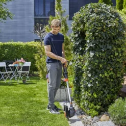 Gardena Trimmer Comfortcut 550/28 11 Gardena Trimmer Comfortcut 550/28 -Aanbiedingen Tuin Bron Winkel 967986301 5 GARDENA20TIMMER20COMFORTCUT205502028