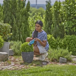 Gardena Accu-grasschaar + Telescoopsteel -Aanbiedingen Tuin Bron Winkel 970623501 5 GARDENA20ACCU GRASSCHAAR2020TELESCOOPSTEEL