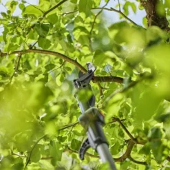 Gardena Accu-telescooptakkenschaar Solo -Aanbiedingen Tuin Bron Winkel 970632601 3 Gardena20Accu Telescoop20Takkenschaar20Solo